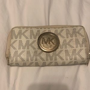 Michael korse wallet